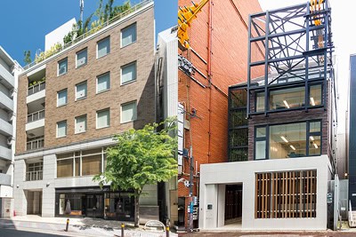 株式会社福住が拠点を置く福岡市中央区の「EASTオフィス」と「WESTオフィス」 株式会社福住:優秀賞受賞法人お取り組み紹介画像