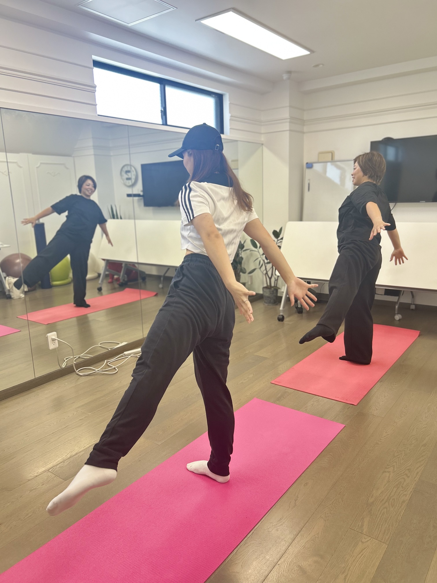 株式会社NISHI SATO_導入事例画像_ヨガ2